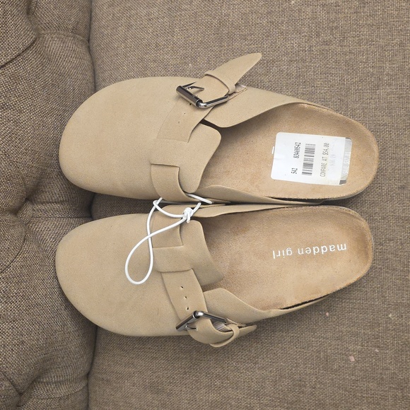 Madden Girl Tan Suede Platform Mules - Picture 6 of 8
